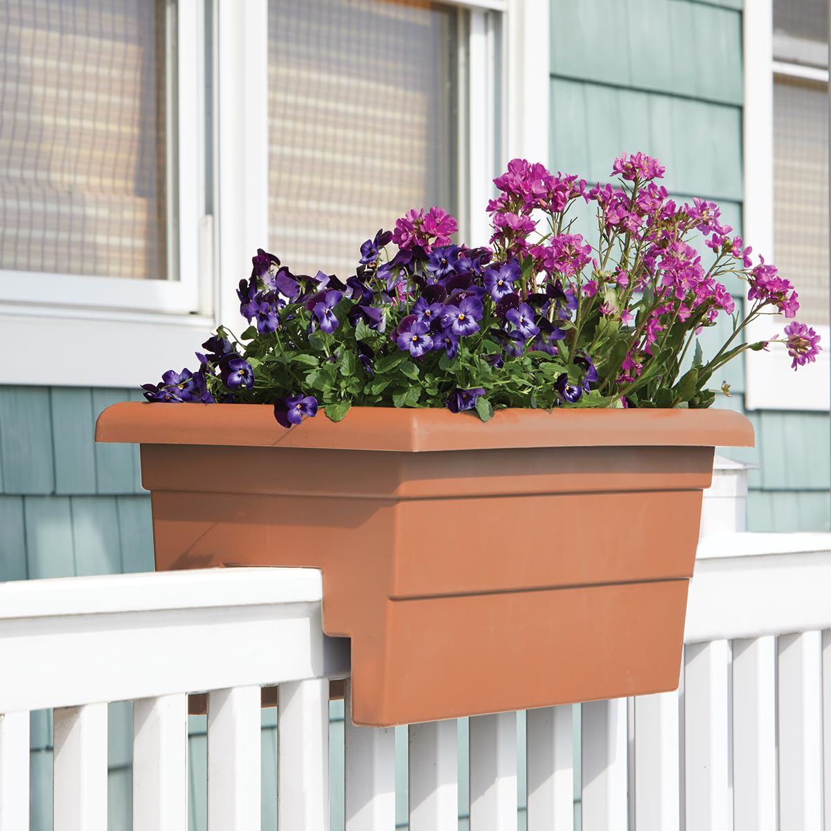 Root & Vessel side profile highlighting layered exterior texture for enhanced curb appeal