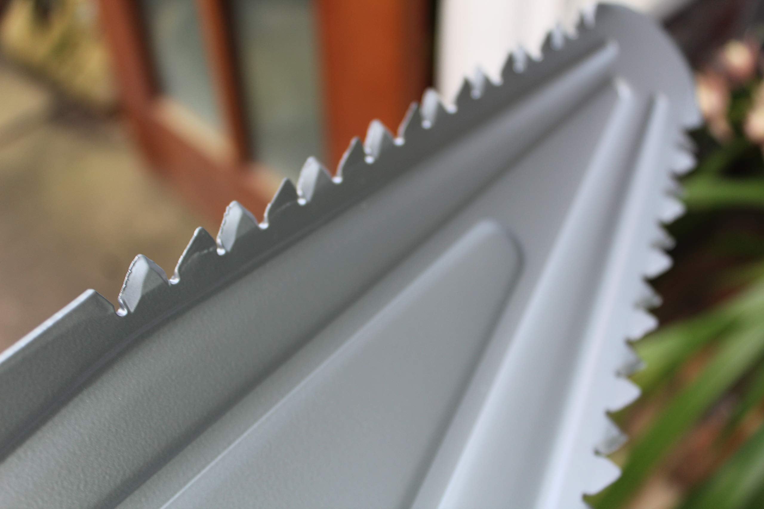 ROOT ASSASSIN blade edge close-up showing sharpenability for lasting performance