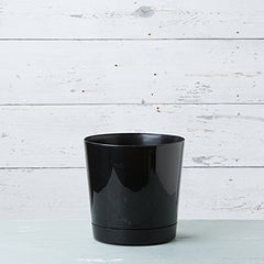 Root & Vessel close-up of removable tray demonstrating surface protection feature