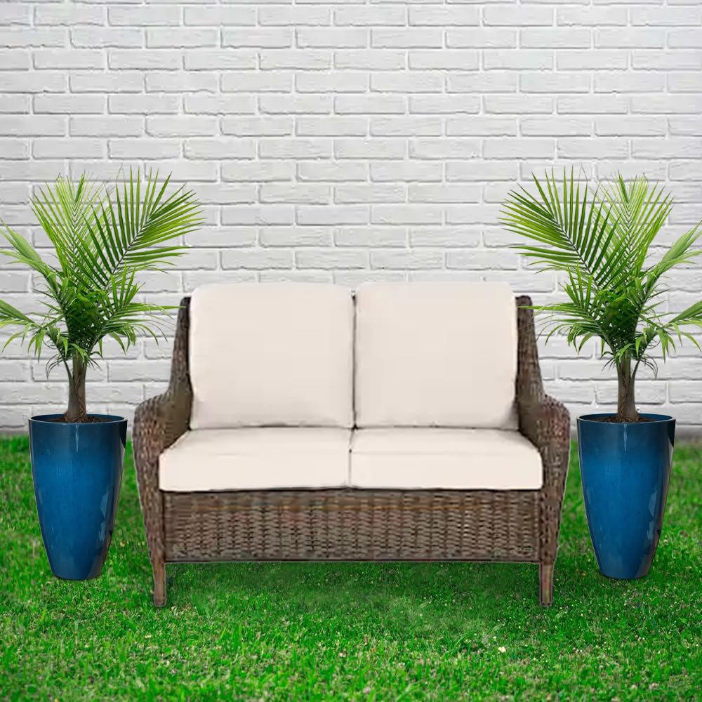 RUBBER BOND planter next to a shoe showing size and easy placement without heavy lifting