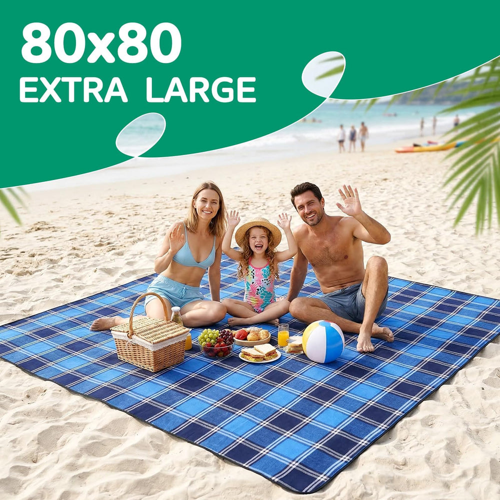 RYCHIC fully spread beach blanket fitting family with dry, sandproof seating benefit