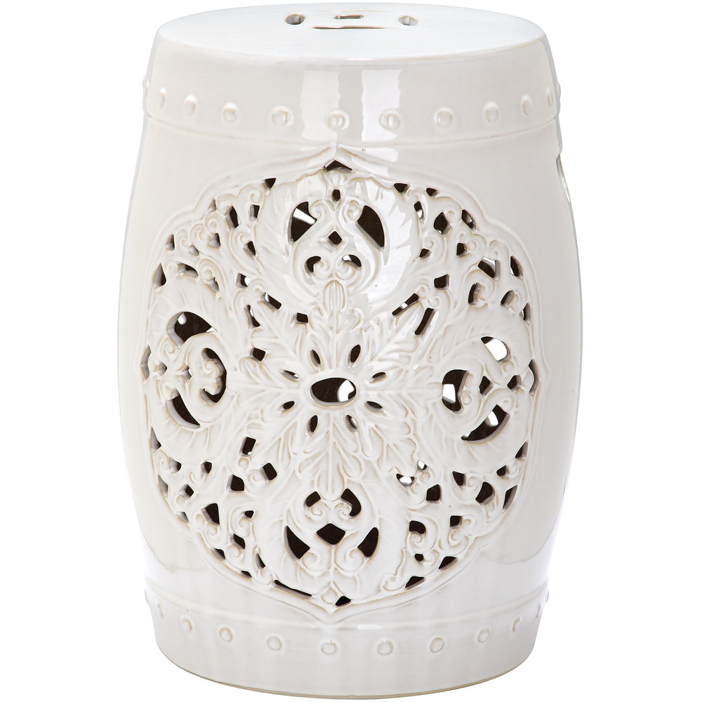 SAFAVIEH Flora close-up of hand-painted glaze highlighting artisan finish