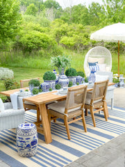 SAFAVIEH close-up of Gateless Mist pattern highlighting glaze detail and easy-care benefit