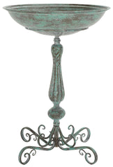 SAFAVIEH front view of bird bath showing elegant Victorian silhouette and curb appeal
