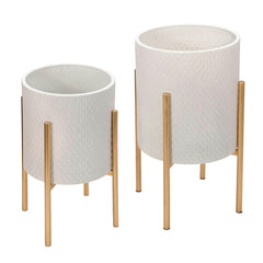 Sagebrook Home front view of white and gold planters showing modern silhouette and height advantage