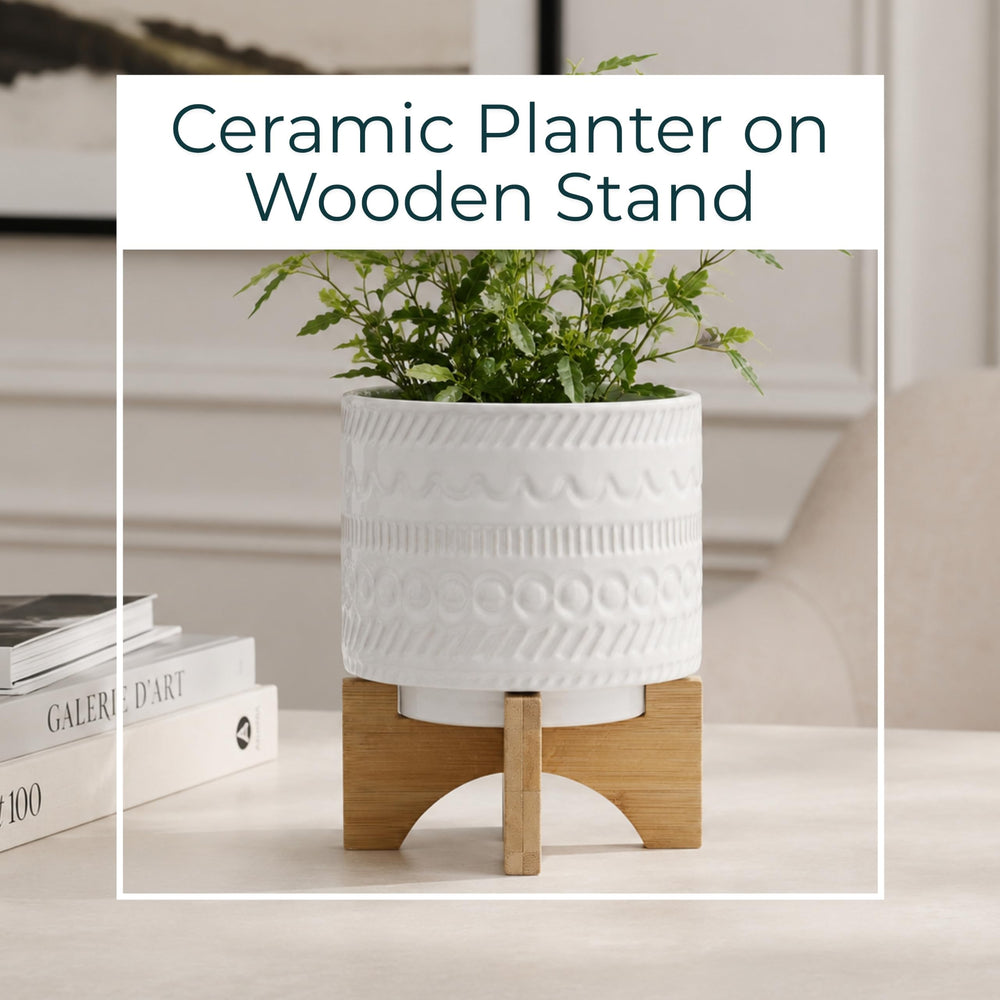Sagebrook Home wooden stand detail demonstrating sturdy support and improved airflow benefit