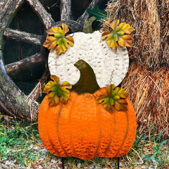 SAGUZOU hanger on wooden door displaying easy indoor mounting option