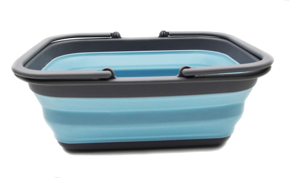 SAMMART top view filled with picnic items demonstrating portable capacity