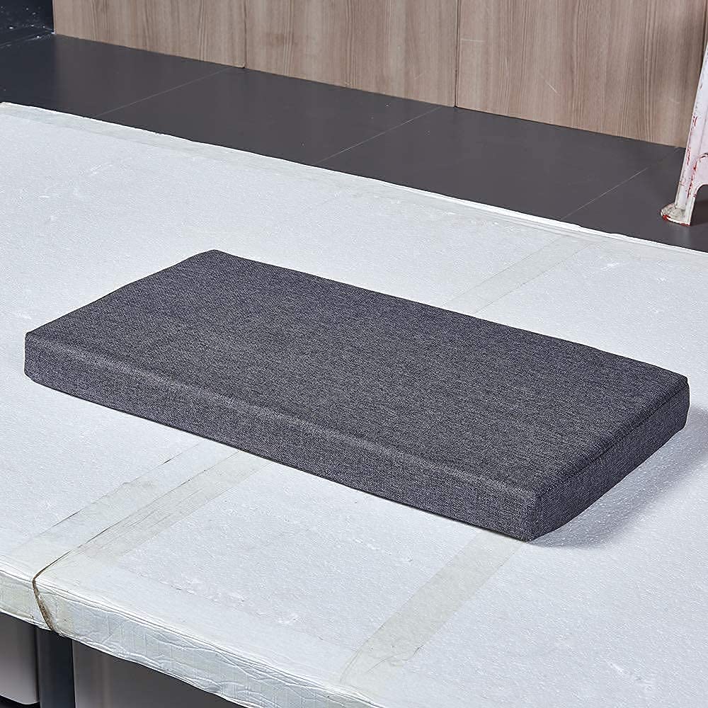 SAMTY underside non-slip detail demonstrating stable, no-slide seating