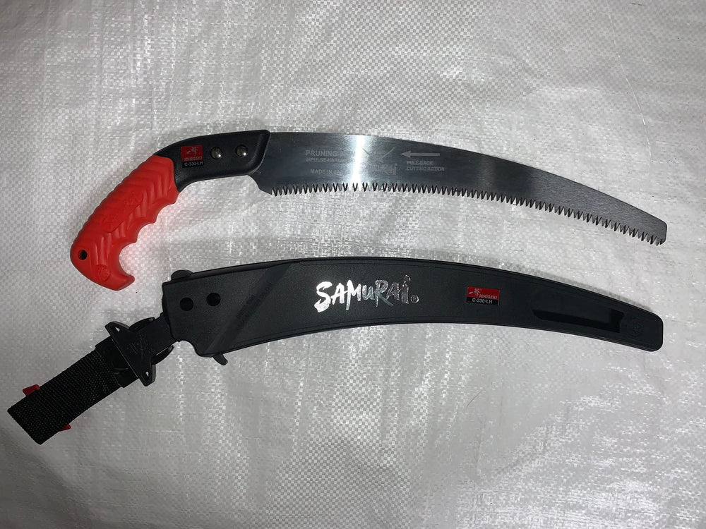 Samurai Kanzawa Ichigeki blade close-up showing TRI CUT teeth and durable Japanese steel benefit