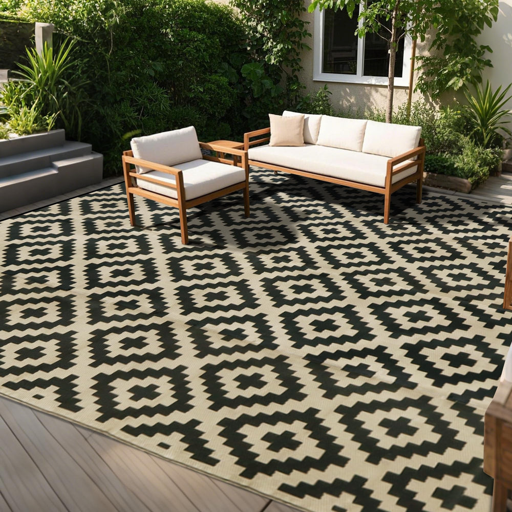 SAND MINE front view of 10x14 reversible rug shows modern pattern and scale