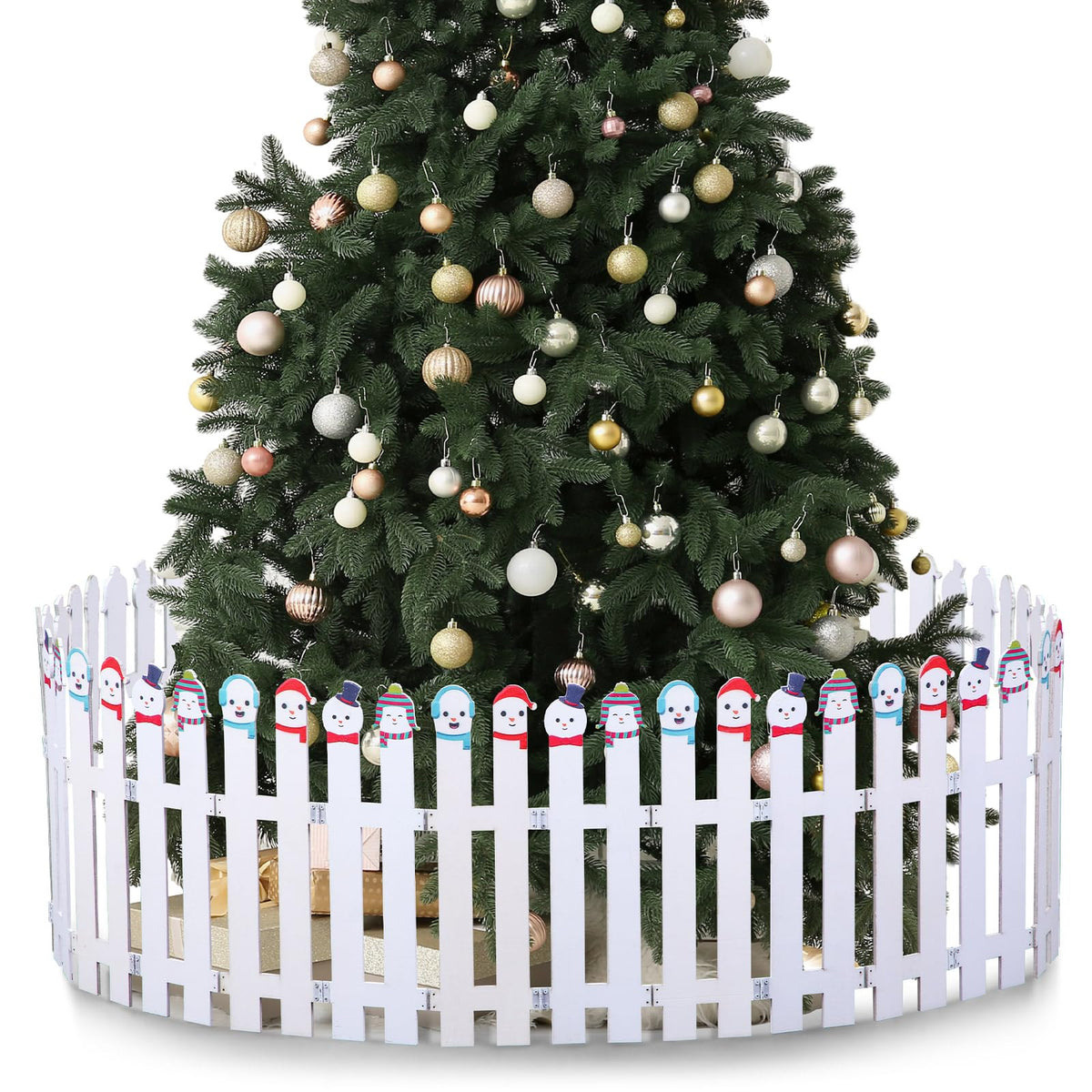 Sasylvia front view of fence panels showing full set and festive look