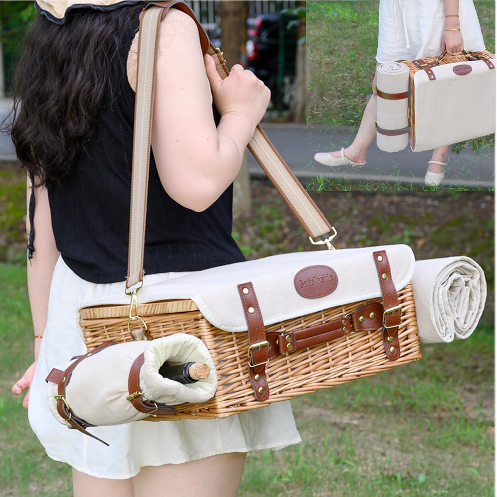 SatisInside canvas strap and handle detail showing comfortable carrying options