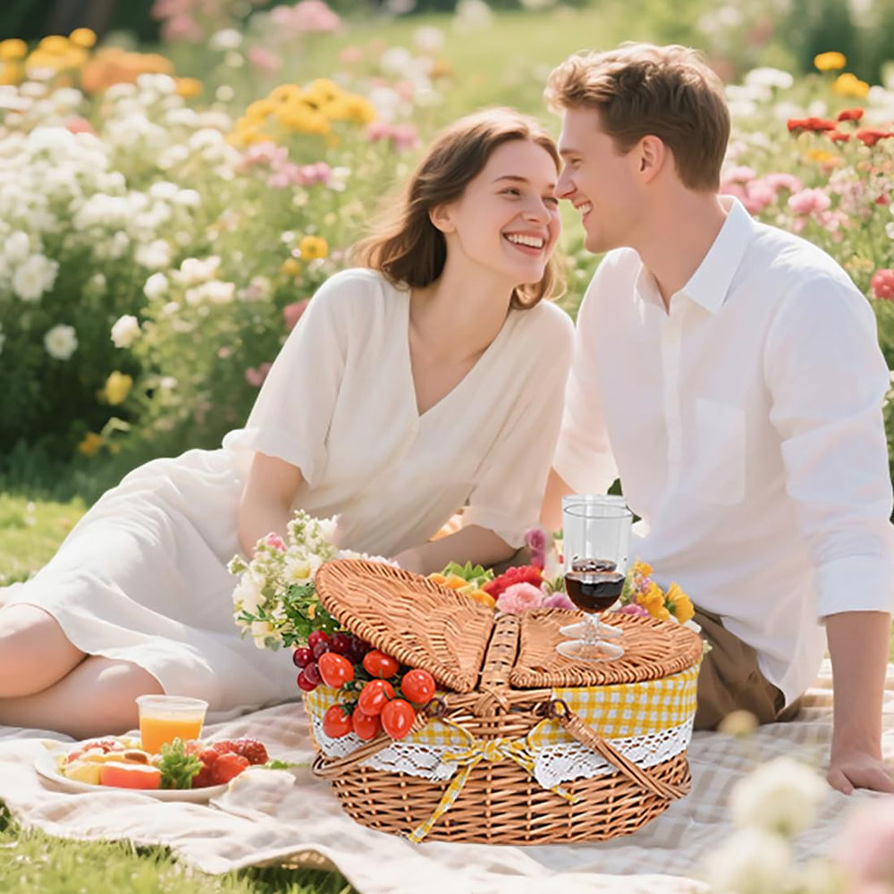 SatisInside picnic basket in a park setting ready for an outdoor meal