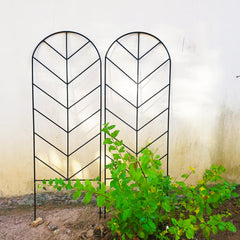 SCENDOR front view of black metal trellis showing shape and decorative support benefits
