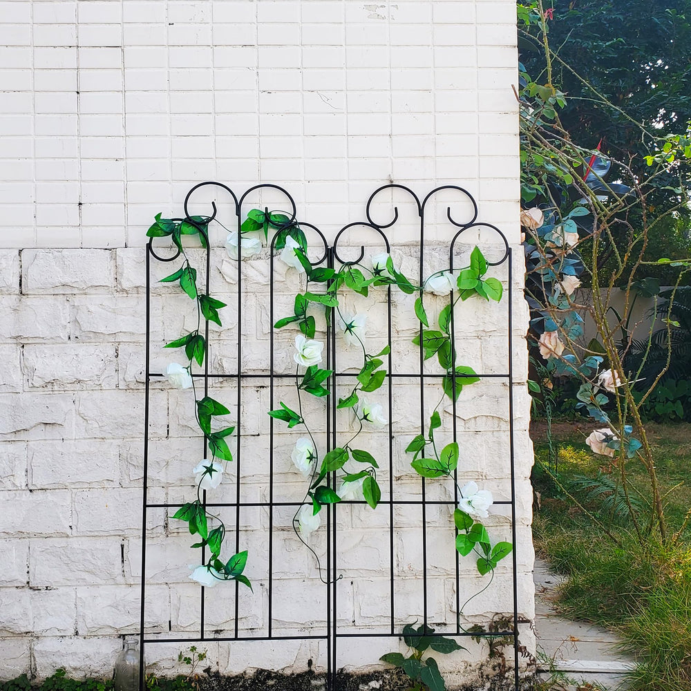 SCENDOR detailed lattice pattern highlighting decorative look and plant support benefit