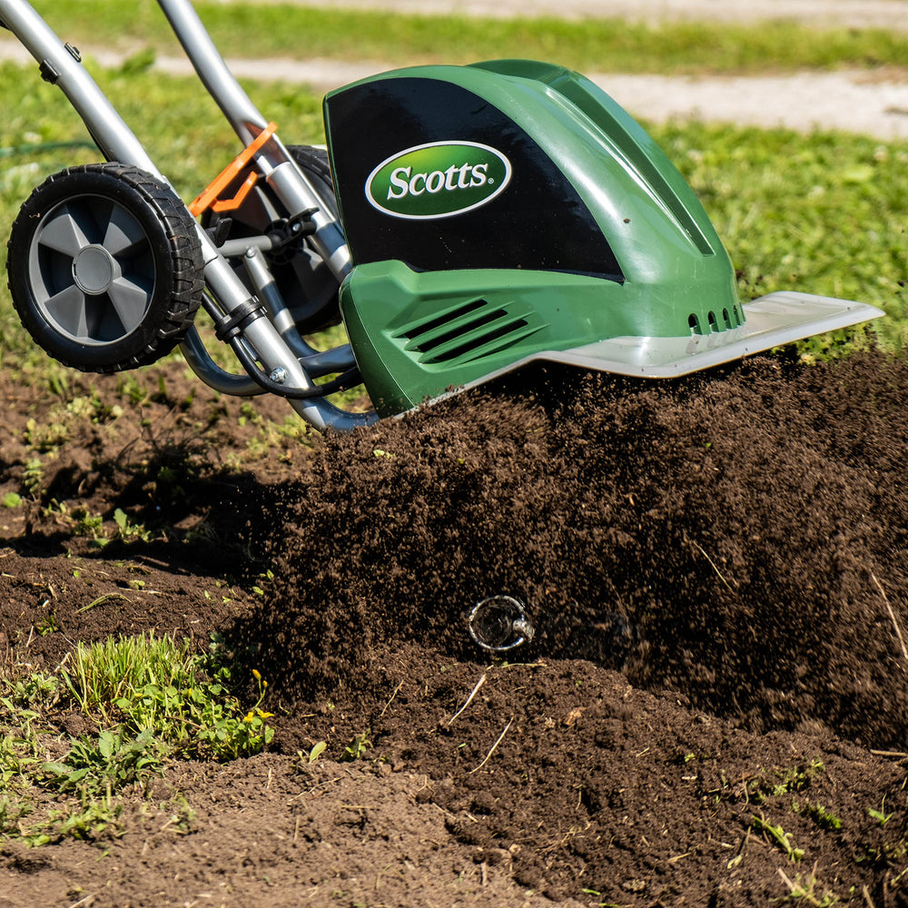Scotts adjustable width demonstration showing 11 to 16 inch configuration versatility