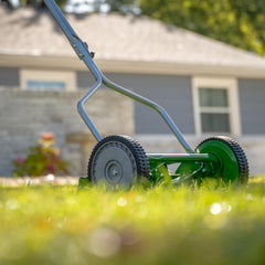 Scotts detailed composite wheel improving maneuverability and smooth rolling benefit