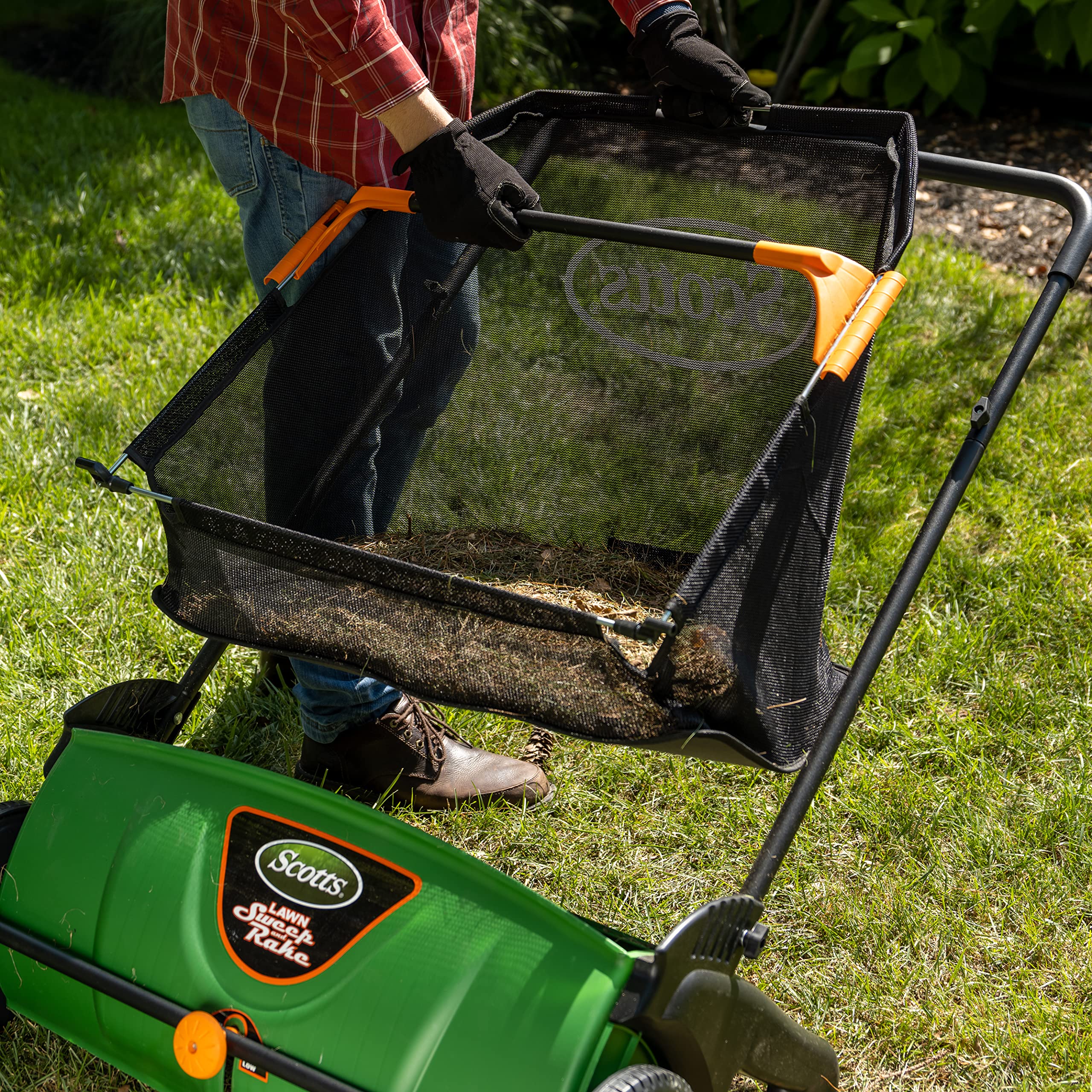 Scotts on driveway hard surface showing versatile cleanup on patios