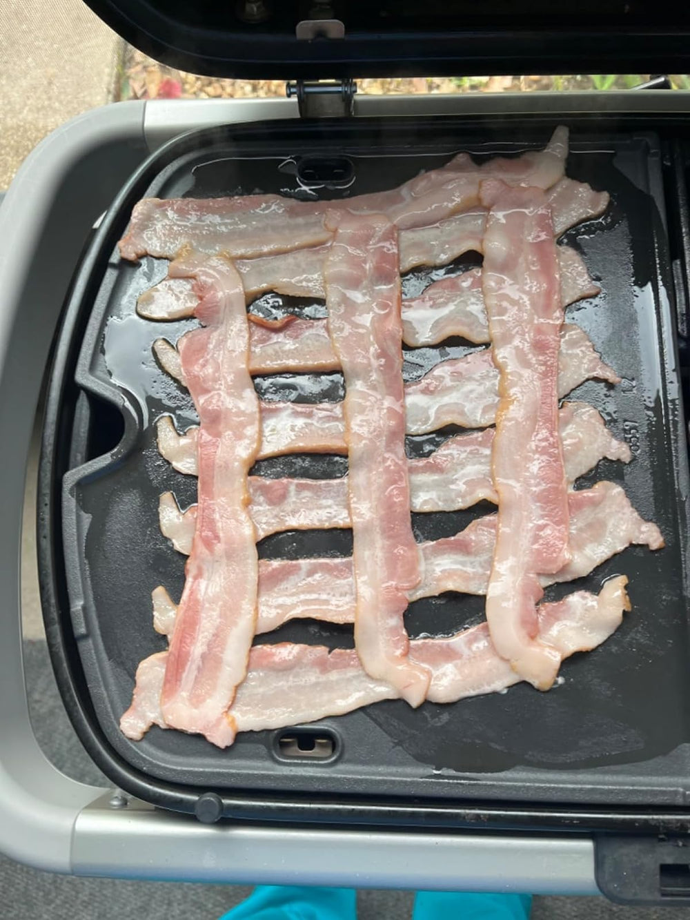 SearCook griddle edge and thickness showing heat retention benefit