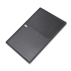 SearCook griddle front view showing full cooking surface and fit