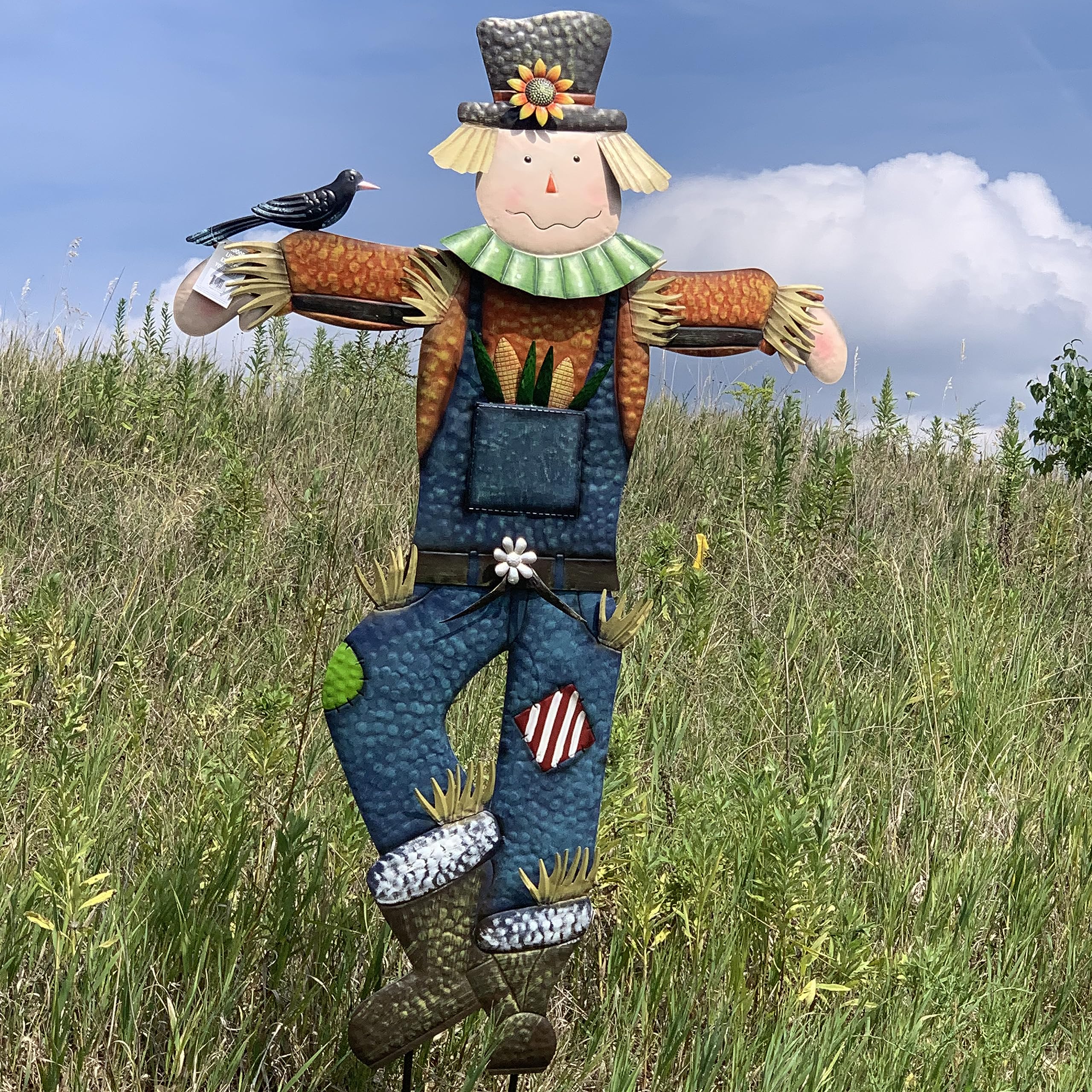 Seasonal Expressions scarecrow close-up of painted metal detail for visual charm