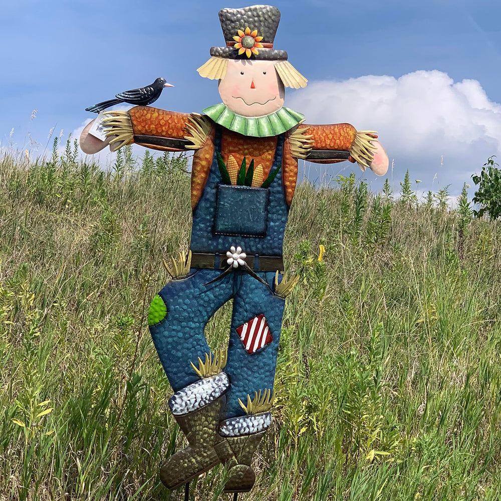 Seasonal Expressions scarecrow close-up of painted metal detail for visual charm