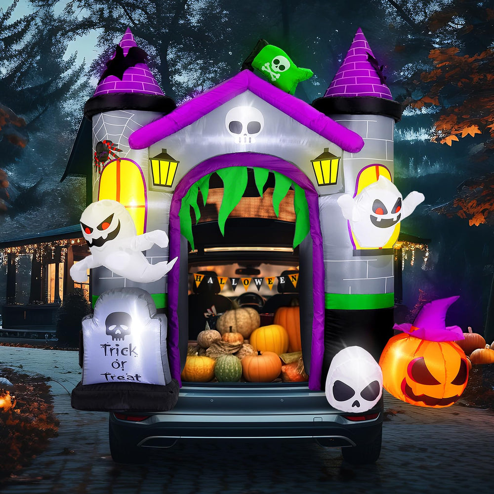 Seenelling front view of haunted arch creating instant spooky entrance