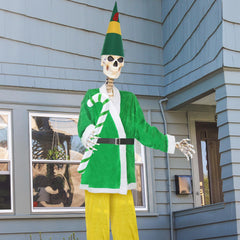 Seenelling hat on giant skeleton head, secure fit for large displays