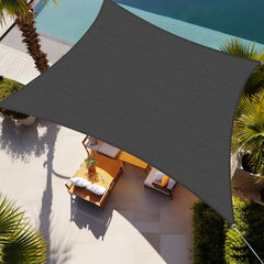 Shade&Beyond vela frontal 12x16 instalada que ofrece sombra amplia y estética