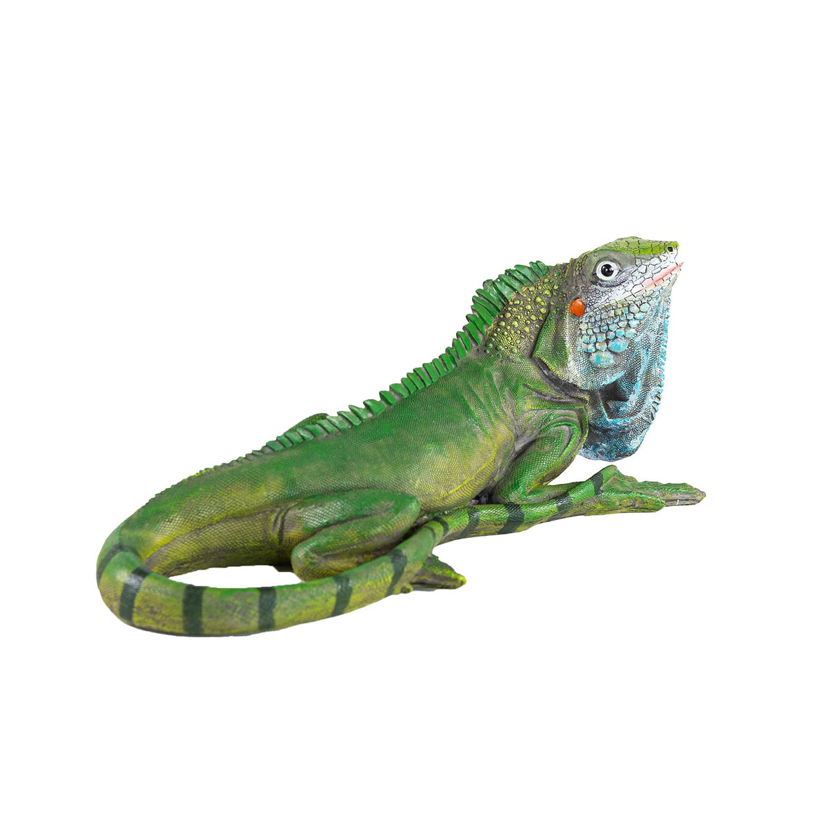 SHAODIE front view of green resin iguana statue showing lifelike pose and curb appeal