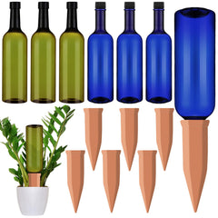 SiliFine vista frontal del set mostrando estacas y botellas para riego práctico