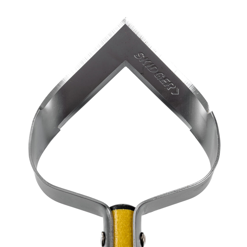 Skidger front view showing full 54-inch handle and V-blade for efficient weeding