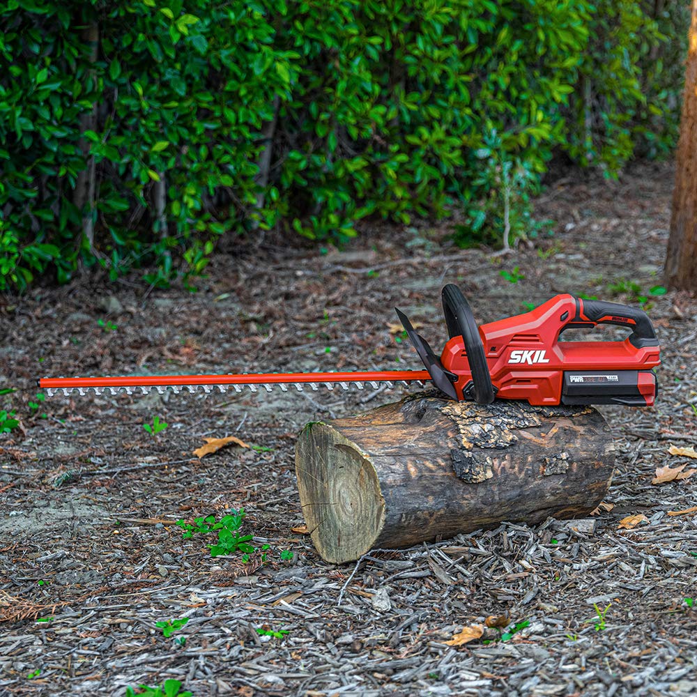 SKIL dual-action blades close-up highlighting reduced vibration and cleaner cuts