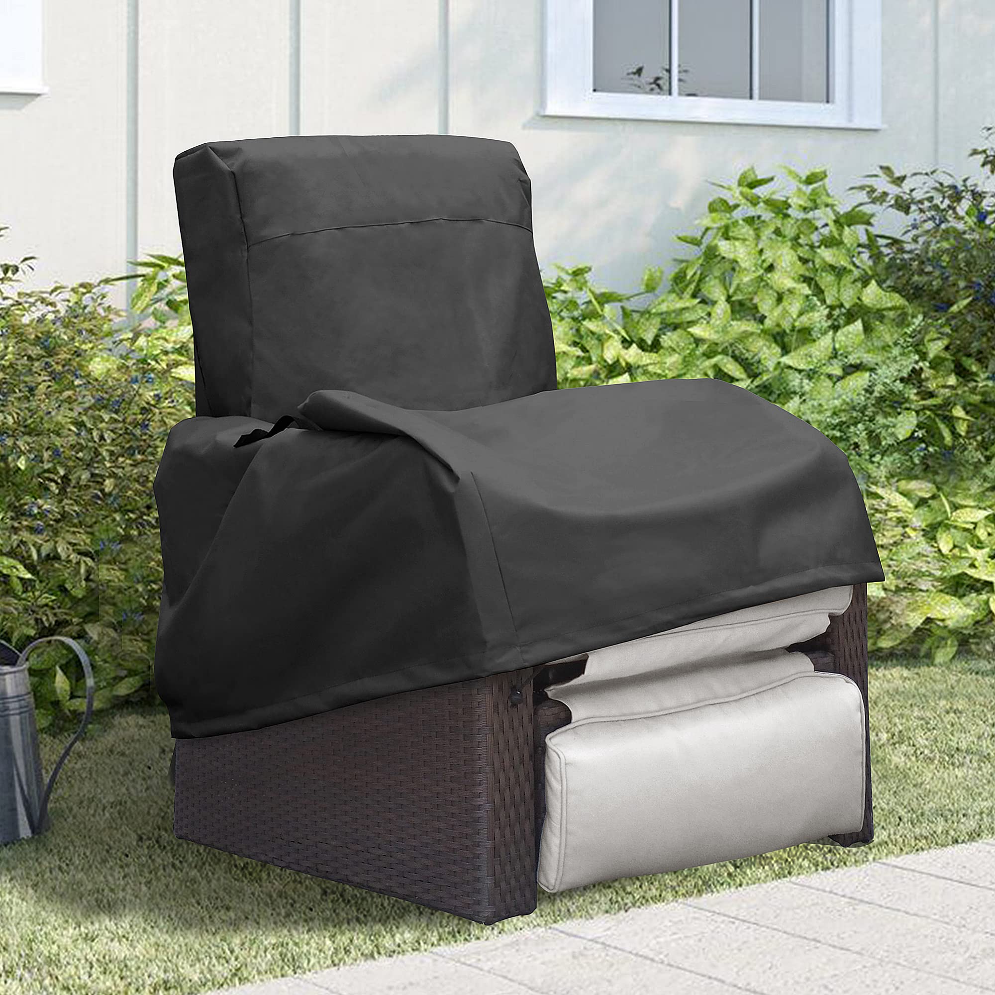 Skypatio seam and stitching detail displaying durable construction advantage