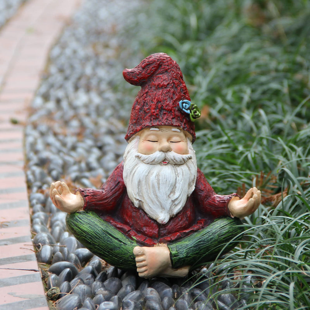 Smadeer gnome rear solar panel view demonstrating easy sun charging benefit