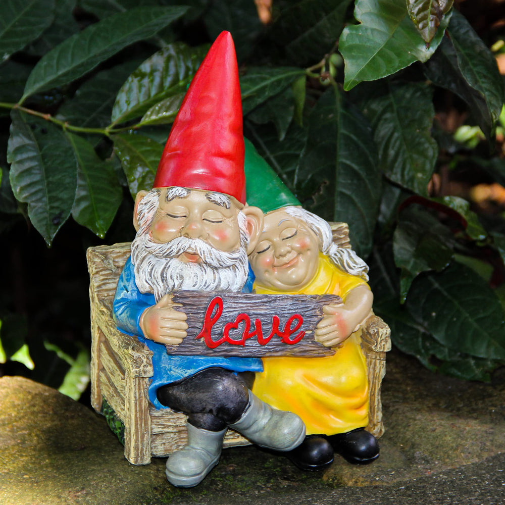 Smadeer gnomes next to ruler to show dimensions and easy placement