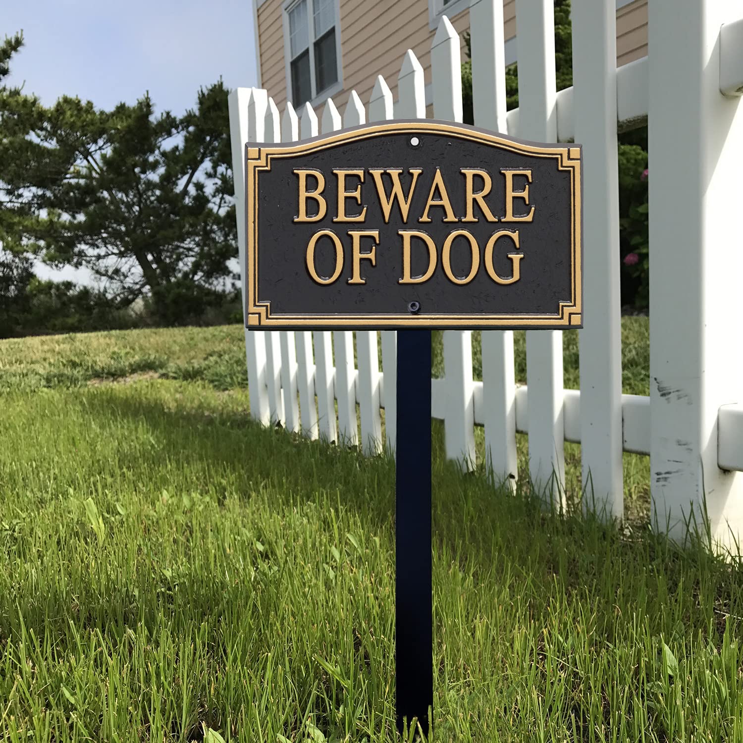 SmartSign included hardware and stake laid out benefit: easy, tool-free assembly