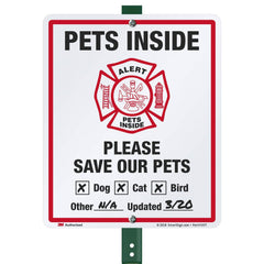 SmartSign front-facing yard sign shows message and boosts visibility