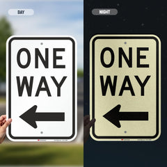 SmartSign edge profile showing .63 aluminum thickness and rust-free durability
