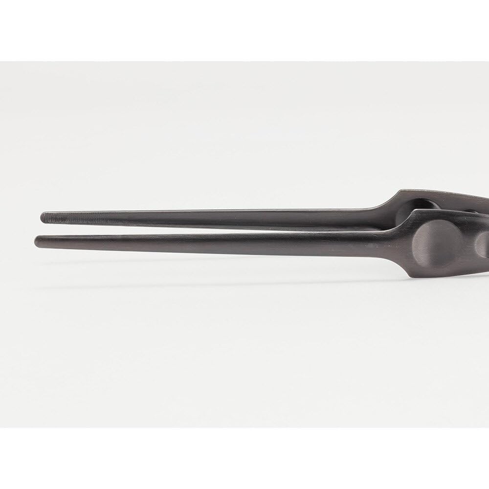 Snow Peak CS-370 finish detail showing stainless texture and corrosion resistance
