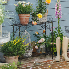 SOFFEE GARDEN bottom tier with medium flowering pots demonstrating stable support and display
