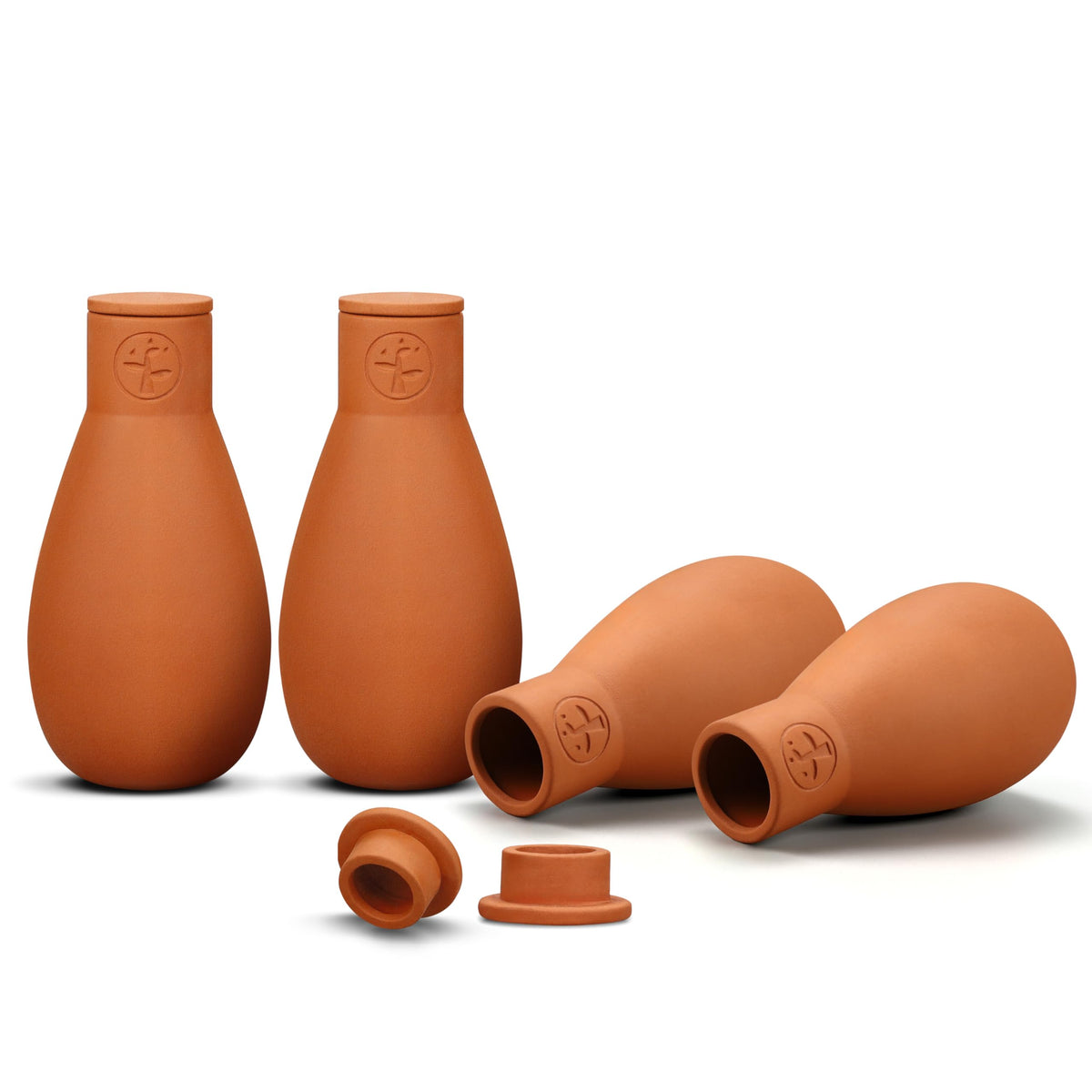 Soilagua front view packaging showing four terracotta ollas and benefits