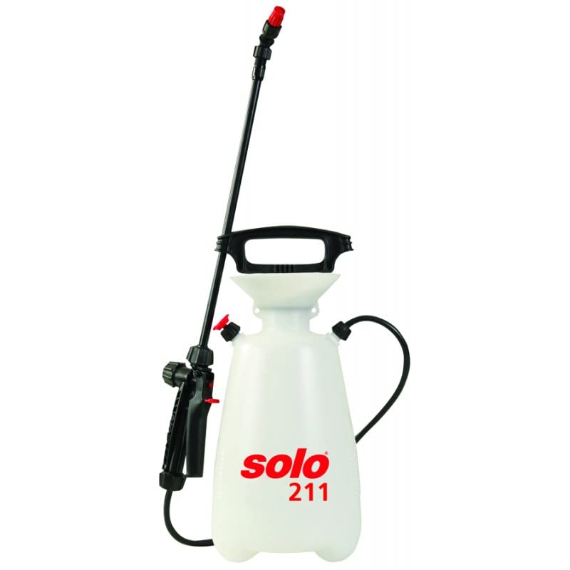 SOLO 211 front view showing tank and pump handle for easy home spraying
