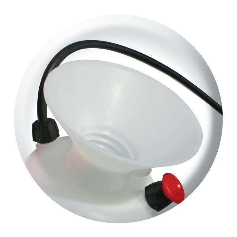 SOLO 211 45-inch PVC hose and adjustable nozzle showing adjustable spray control