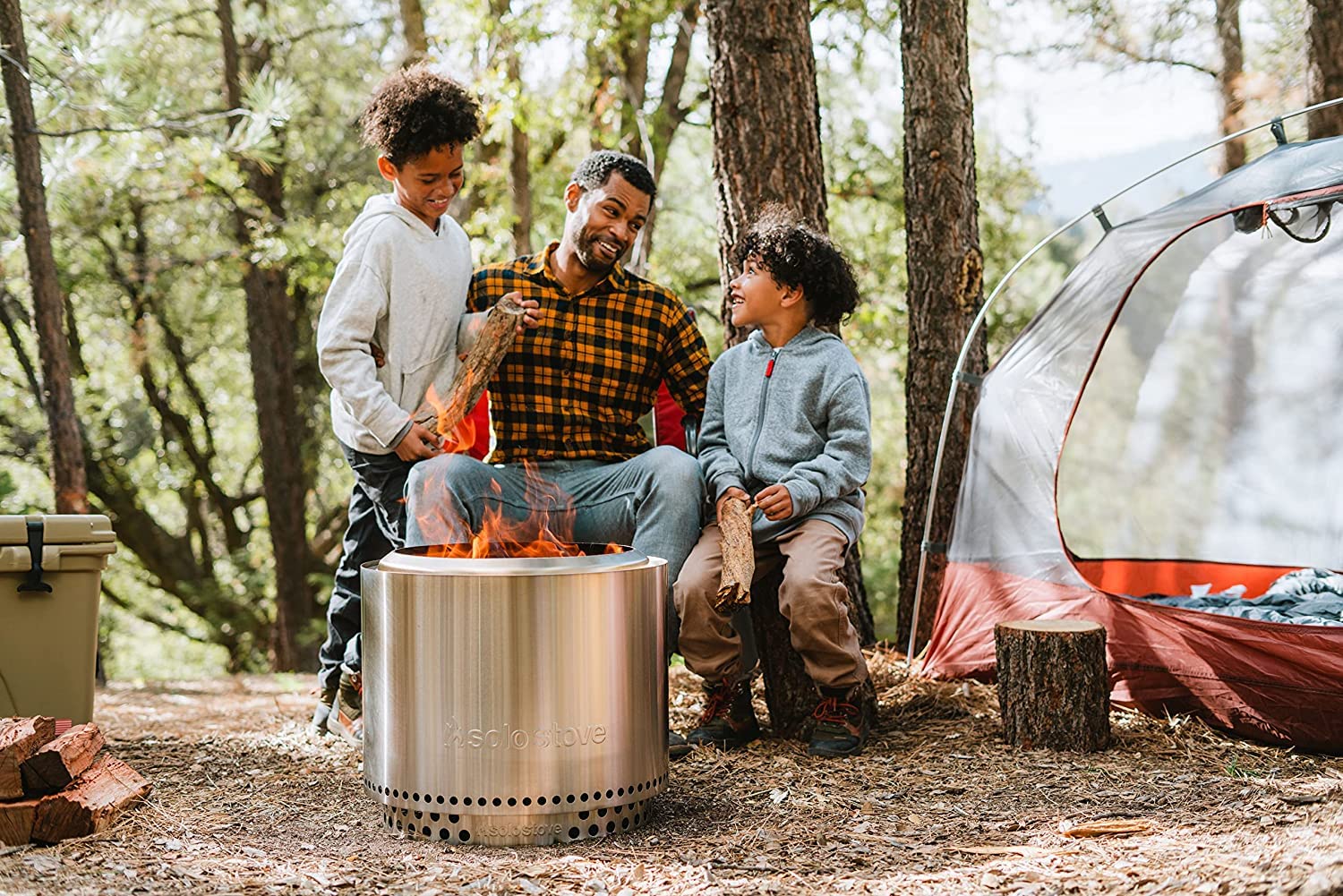 Solo Stove Bonfire side profile highlighting durable stainless steel construction