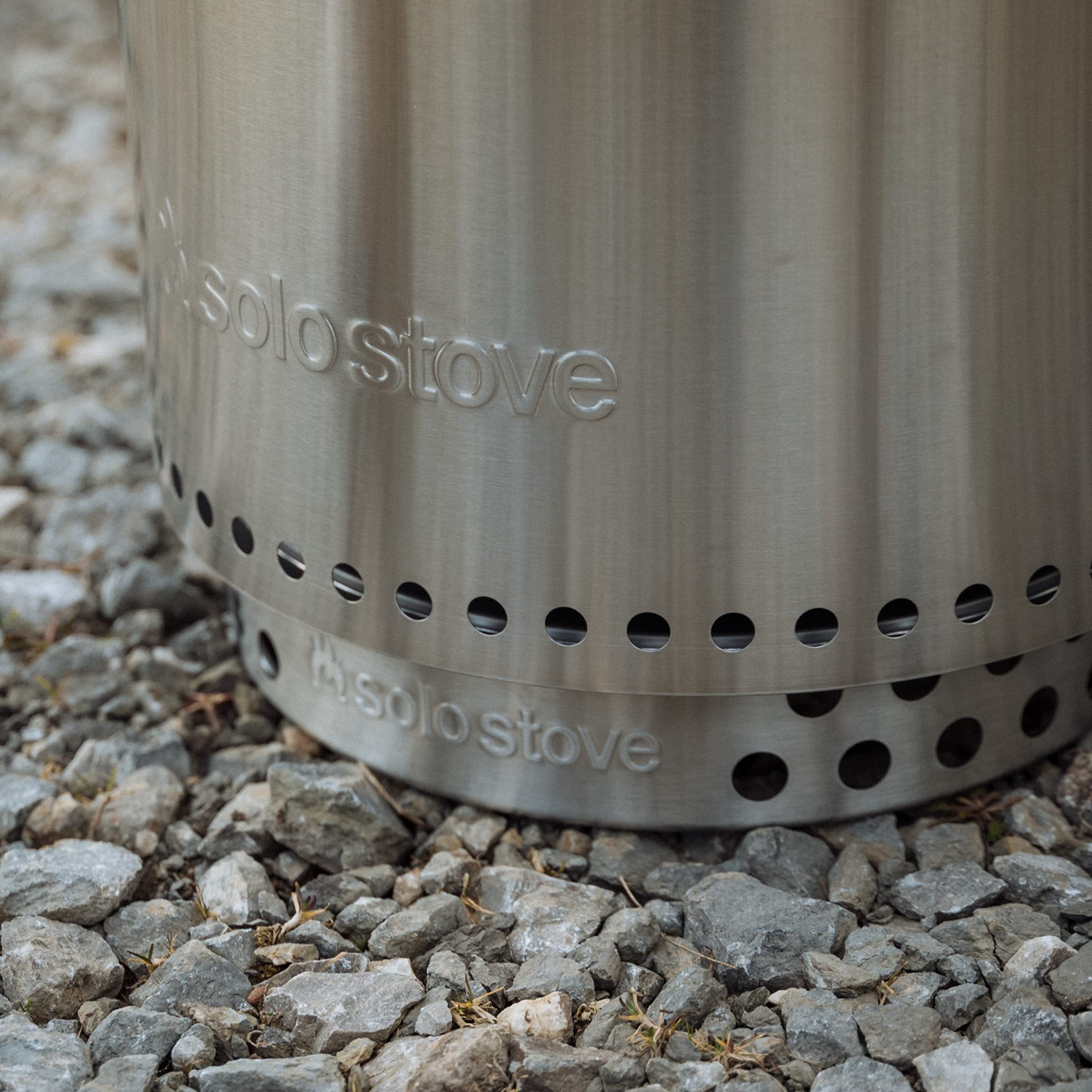 Solo Stove Yukon Stand underside gap detail showing airflow and surface protection