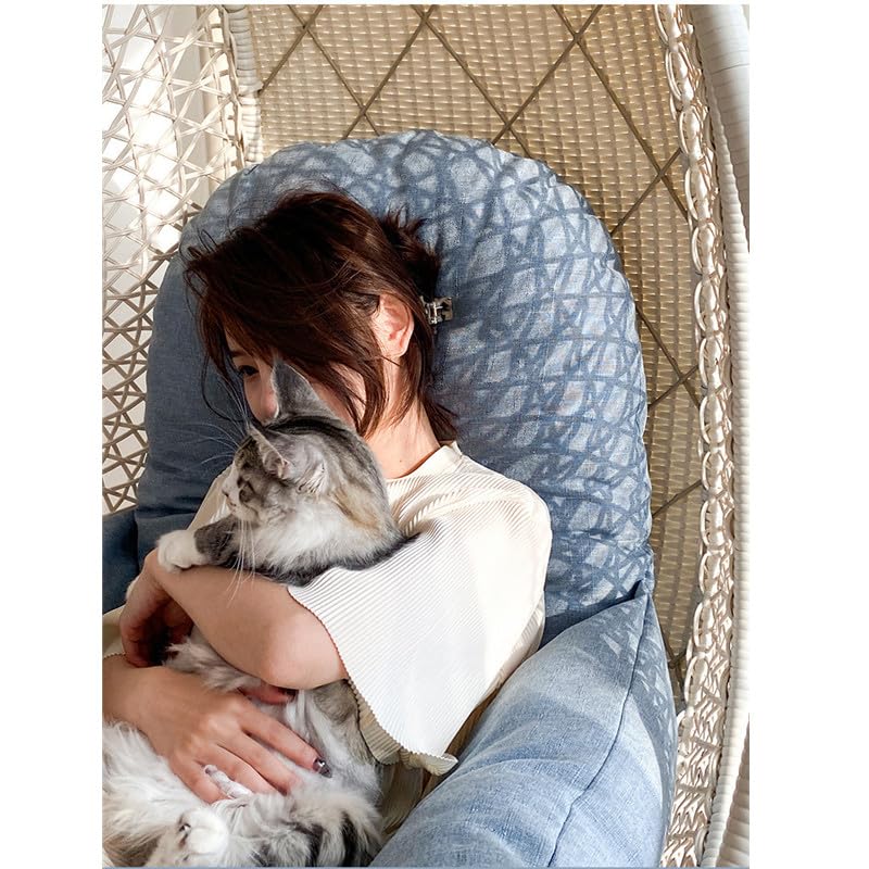 Sothuba cushions vacuum-packed for delivery, convenient compact shipping and storage