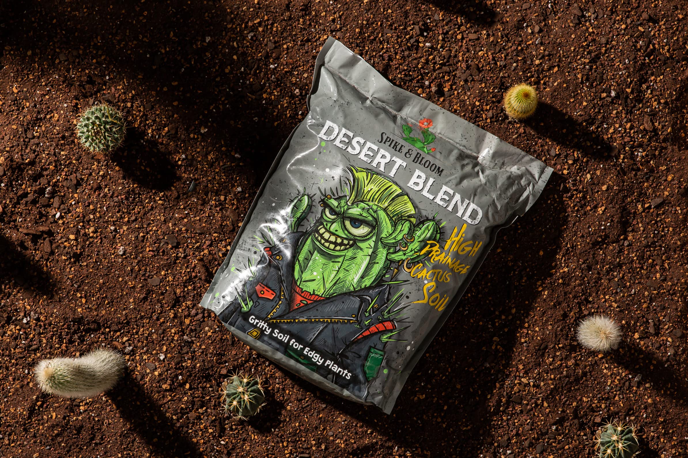 Spike & Bloom bag next to quart cup showing accurate quantity benefit