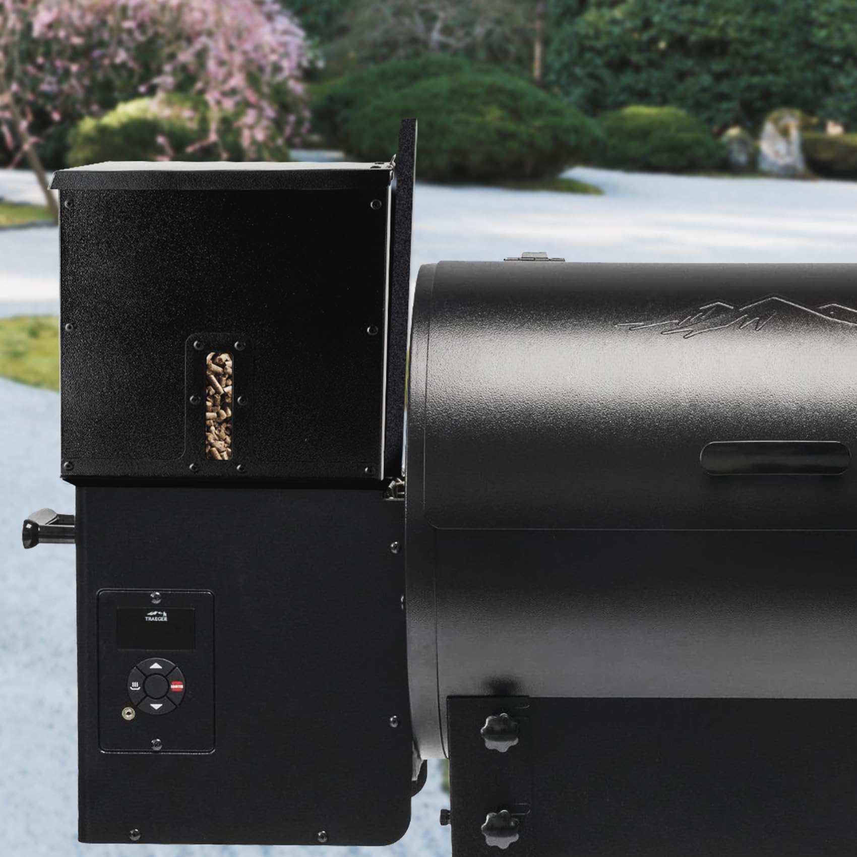 Stanbroil extension compatibility label close-up showing supported Traeger models benefit